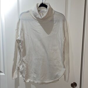 Chelsea 28 ivory turtleneck tunic sweater